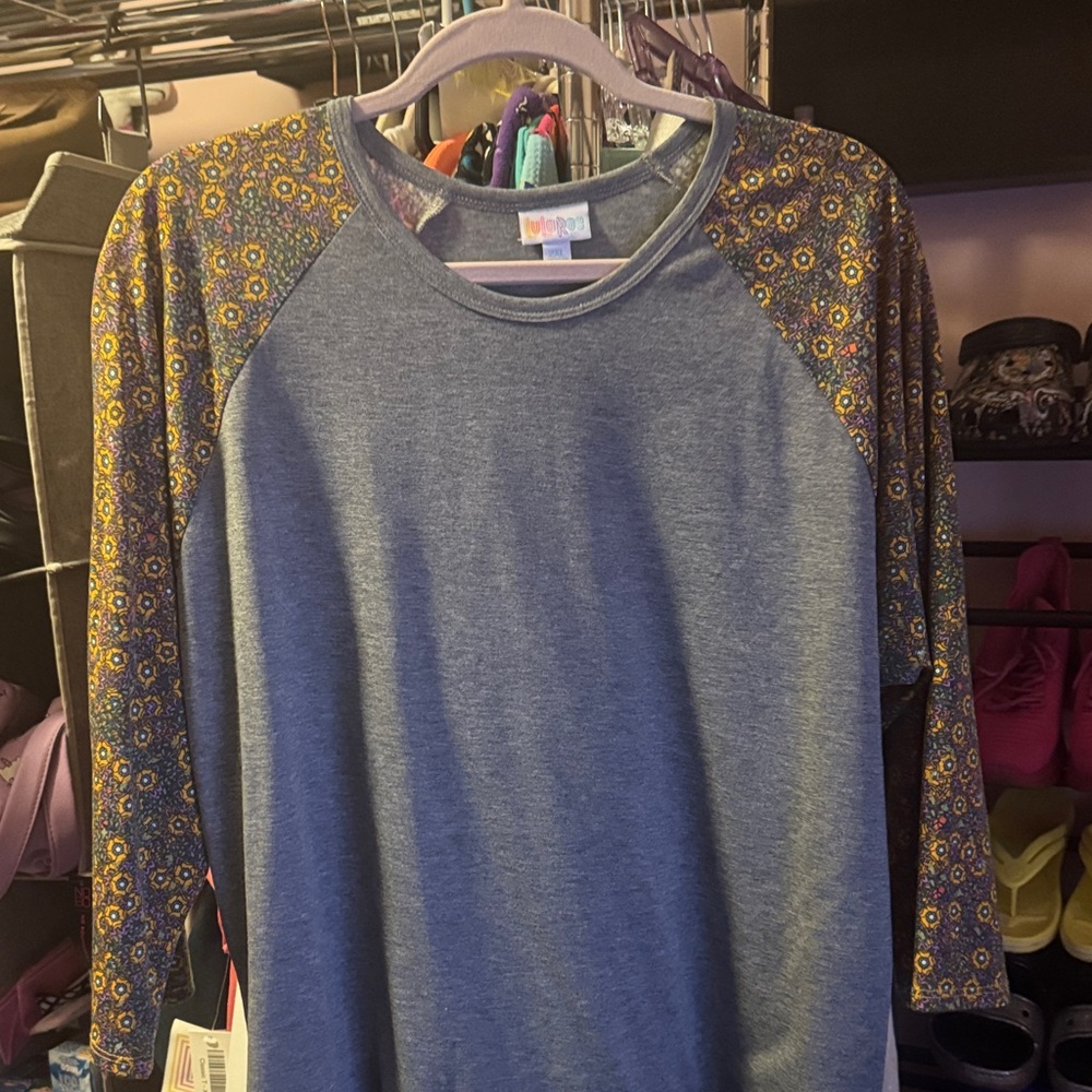 LuLaRoe Multicolor Geometric Top